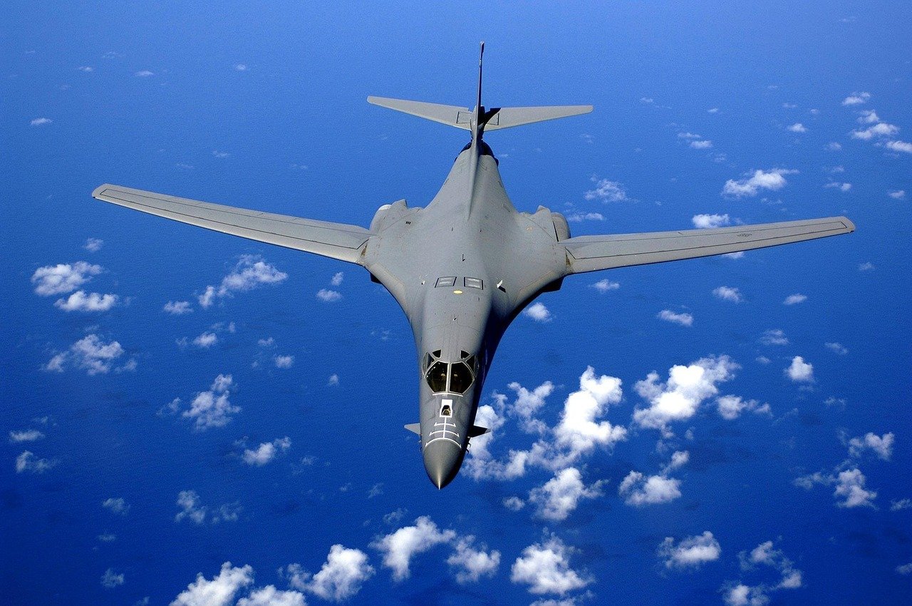 aeronave, caza supersónico, volando, vuelo, avión a reacción, avión de combate, bombardero, bombardero de largo alcance, rockwell b 1 lancer, fuerza aérea, fuerza aérea de los estados unidos, aeronave, aeronave, aeronave, aeronave, vuelo, vuelo, avión de combate, avión de combate, avión de combate, fig