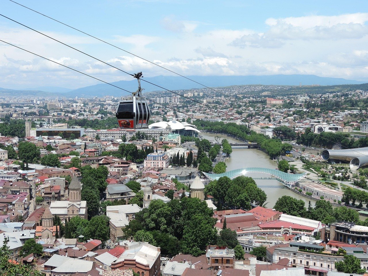 tbilissi, téléphérique, géorgie, câble, ville, caucase, site remarquable, tourisme, montagne, téléphérique urbain, panorama urbain, nature, mtkvari