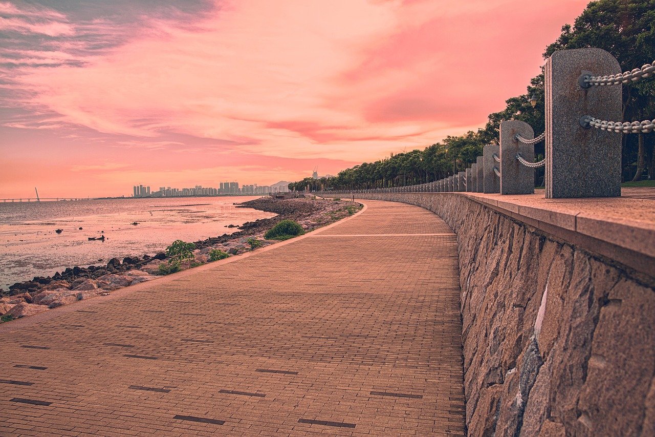 promenade en bord de mer, chaussée, plage, nature, parc, baie de Shenzhen, lueur du coucher de soleil, coucher de soleil, crépuscule, ligne d'horizon, urbain