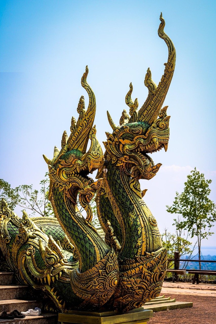 serpent, chose sacrée, voyage, culte, hommage, croyance, thaïlande, peinture, statue, ubon ratchathani