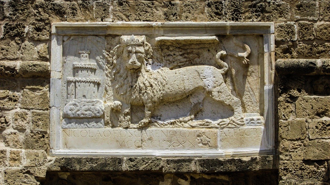 chipre, famagusta, castillo, castillo de otelo, puerta, león, naturaleza, fortaleza, arquitectura, punto de referencia, medieval, turismo, histórico, monumento, turismo