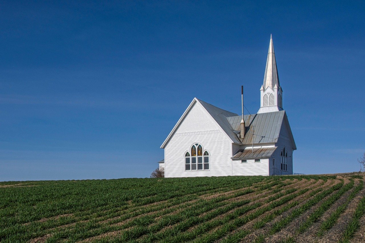 Kirche, Kapelle, Gottesdienst, Religion, ländlich, Landschaft, blauer Himmel, Kirche, Kirche, Kirche, Kirche, Kirche