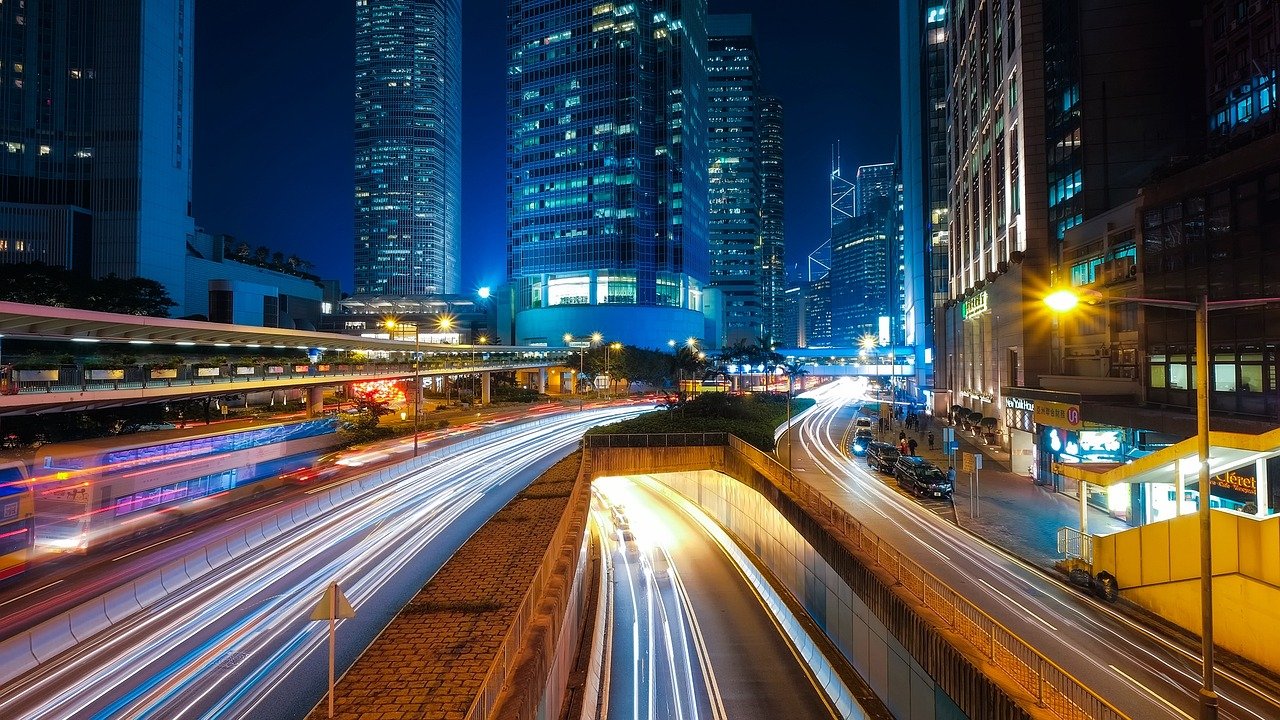 Hong Kong, şehir, trafik, ışıklar, aydınlatılmış, hareket bulanıklığı, uzun pozlama, şehir ışıkları, kentsel, gökdelenler, binalar, modern, sokaklar, yol, şehir merkezi, şehir manzarası, parıltı, gece, akşam, sokak fotoğrafçılığı, gece fotoğrafçılığı, şehir, şehir, şehir, şehir, şehir