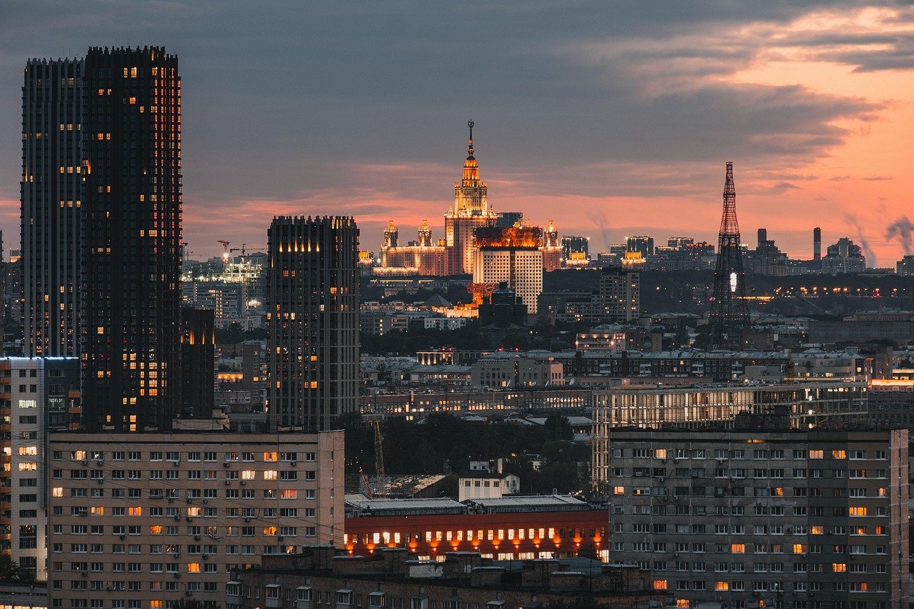 coucher de soleil, gratte-ciel, bâtiments, ville, vue au coucher du soleil, crépuscule, tours, nature, architecture, lumières de la ville, urbain, paysage urbain, skyline, centre-ville, structures, université, panorama