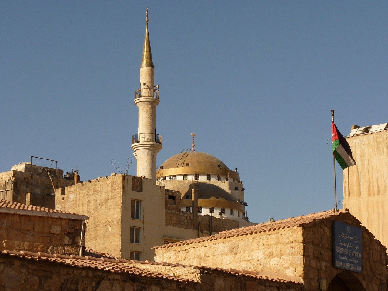 en madaba, jordania, vacaciones, viajes, oriente medio, mezquita, torre, minarete, islam, en madaba, en madaba, en madaba, en madaba, en madaba