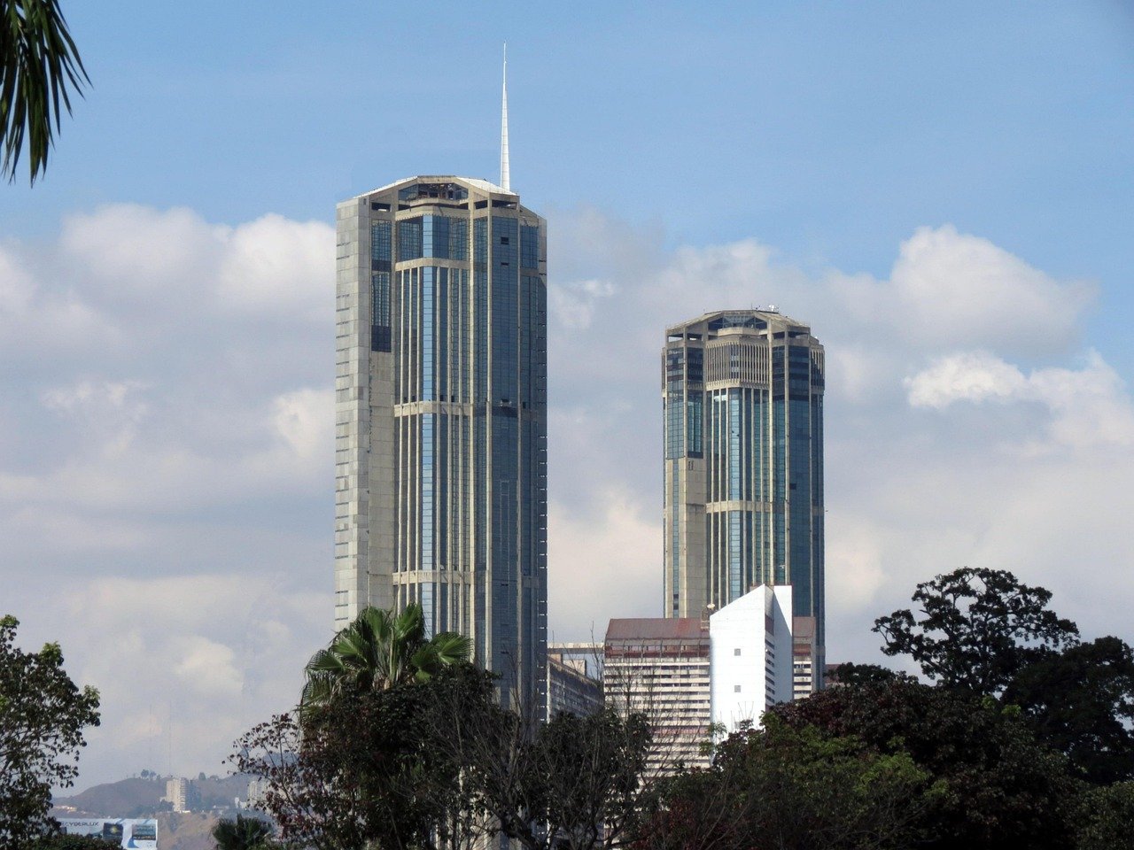 Parque Central, Caracas, Venezuela, Torres Gemelas, Wolkenkratzer, Architektur, Gebäude, Zwillingstürme, Park, Hochhaus, Bauwerk, blauer Park, Caracas, Caracas, Caracas, Caracas, Venezuela, Venezuela, Venezuela, Venezuela, Venezuela