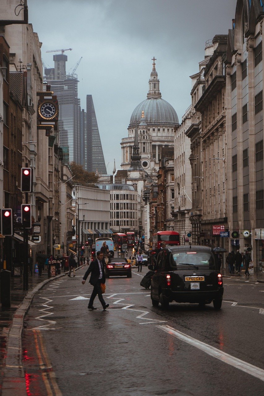 carretera, calle, Londres, tráfico, ciudad, peatón, coches, vehículos, edificios, centro urbano, urbano, crepúsculo, noche, Reino Unido, Londres, Londres, Londres, Londres, Londres