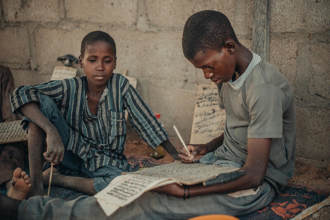 niños, jóvenes, pobreza, almajiri, africano, niño africano, norte de nigeria, kano, nigeria, africano, niño africano, niño africano, nigeria, nigeria, nigeria, nigeria, nigeria
