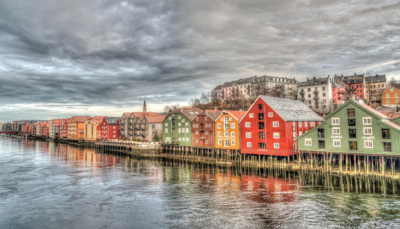 trondheim, sıra evler, mimari, norveç, renkli, avrupa, iskandinavya, binalar, su kenarı, simge yapı, norveç, norveç, norveç, norveç, norveç