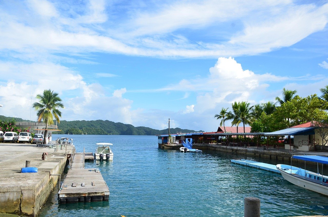Kanal, Wasserstraße, Fahrrinne, Docks, Bootfahren, tropisch, Boote, Meeresarm, Fluss, Uferpromenade, Palau, Palau Strand, Palau Delfin, Palau Insel, Palau, Palau, Palau, Palau, Palau