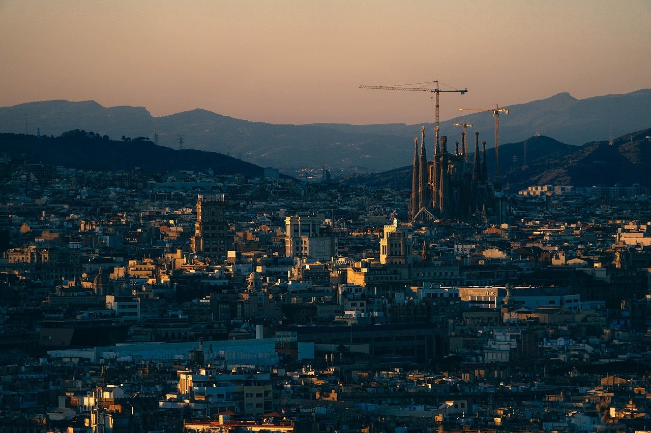 barcelona, arquitectónico, arquitectura, arte, atracción, fondo, azul, fondo de pantalla gratis, fondo de pantalla hermoso, brillante, fondo de pantalla de ventanas, edificio, catalán, fondo de pantalla hd, cataluña, fondos geniales, catedral, católico, fondo de pantalla full hd, catolicismo, w