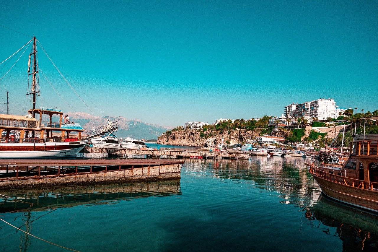 ciudad, puerto deportivo, antalya, turquía, casco antiguo, muelle, puerto, viaje, barcos, turismo, mar, naturaleza, paseo marítimo