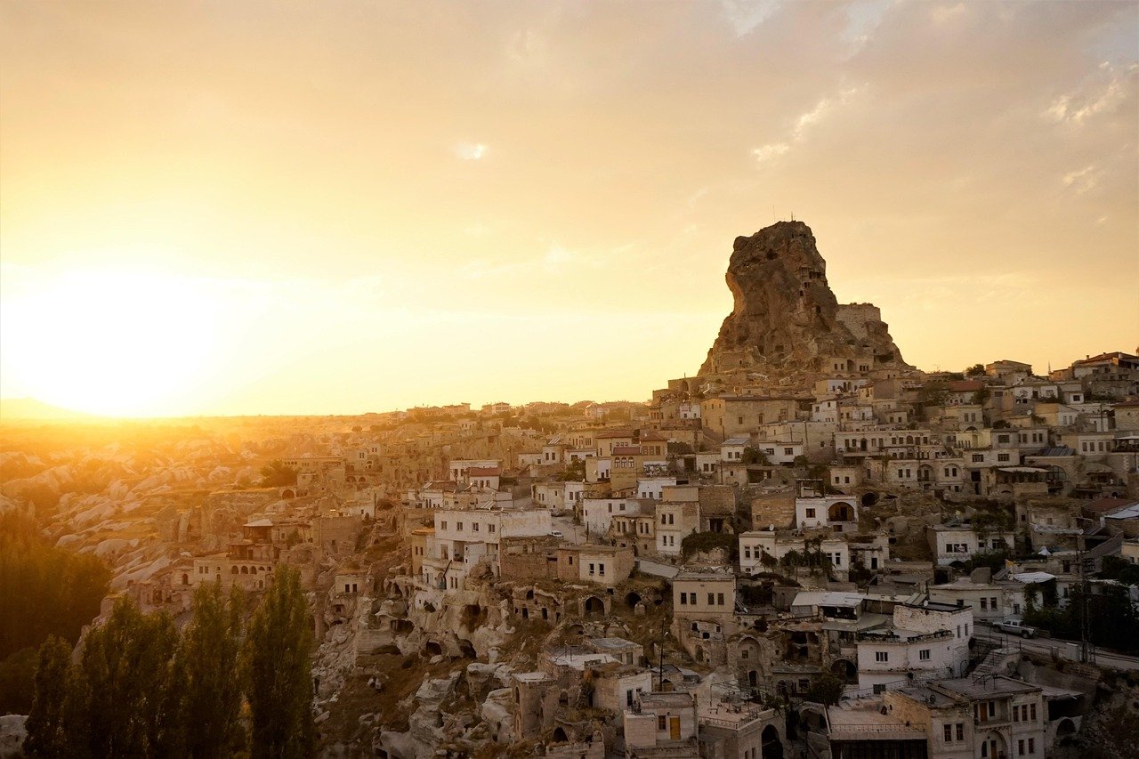 ortahisar, castle, tower, urban, houses, city, architectural, sunset, emergency, turkey, nevşehir, nature, sky, cappadocia, trip, tourist, tourism, eskisehir turkey, panorama, anatolia