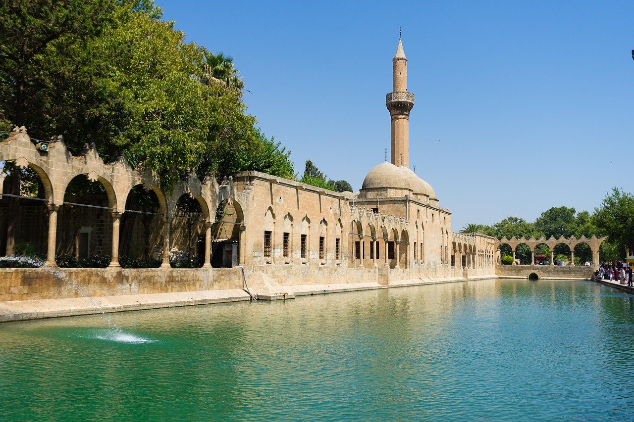 sanliurfa, urfa, balikligöl, sazan havuzu, doğa, ibrahim, ateş, su, türkiye, kuzey türkiye, cami, balıklar, sazan