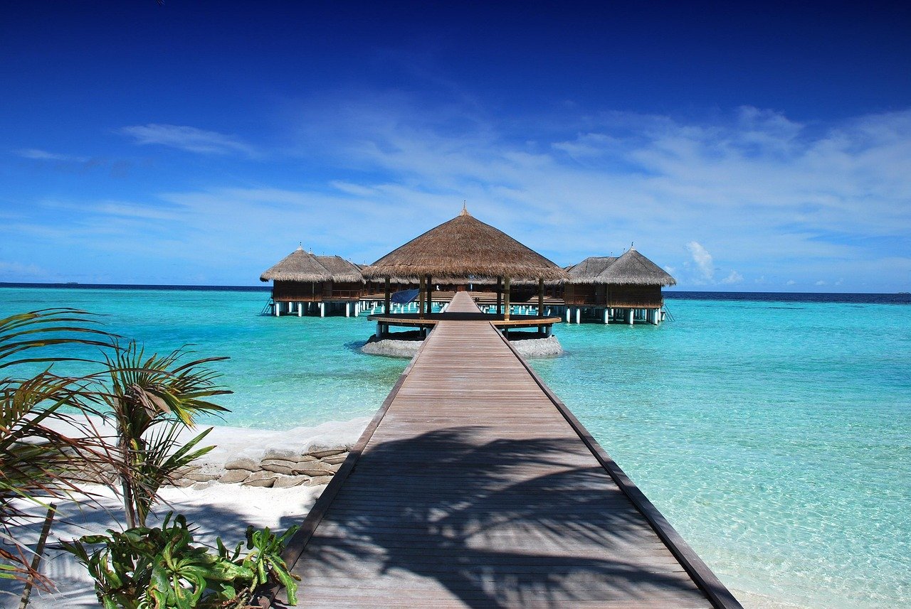 playa, complejo turístico, embarcadero, muelle, paseo marítimo, cabañas, Maldivas, bungalós, bungalós de playa, complejo turístico de playa, isla tropical, vacaciones, océano, naturaleza, arena, agua, verano, orilla, descanso, playa, playa, playa, playa, Maldivas, Maldivas, Maldivas, Maldivas, Maldivas, verano