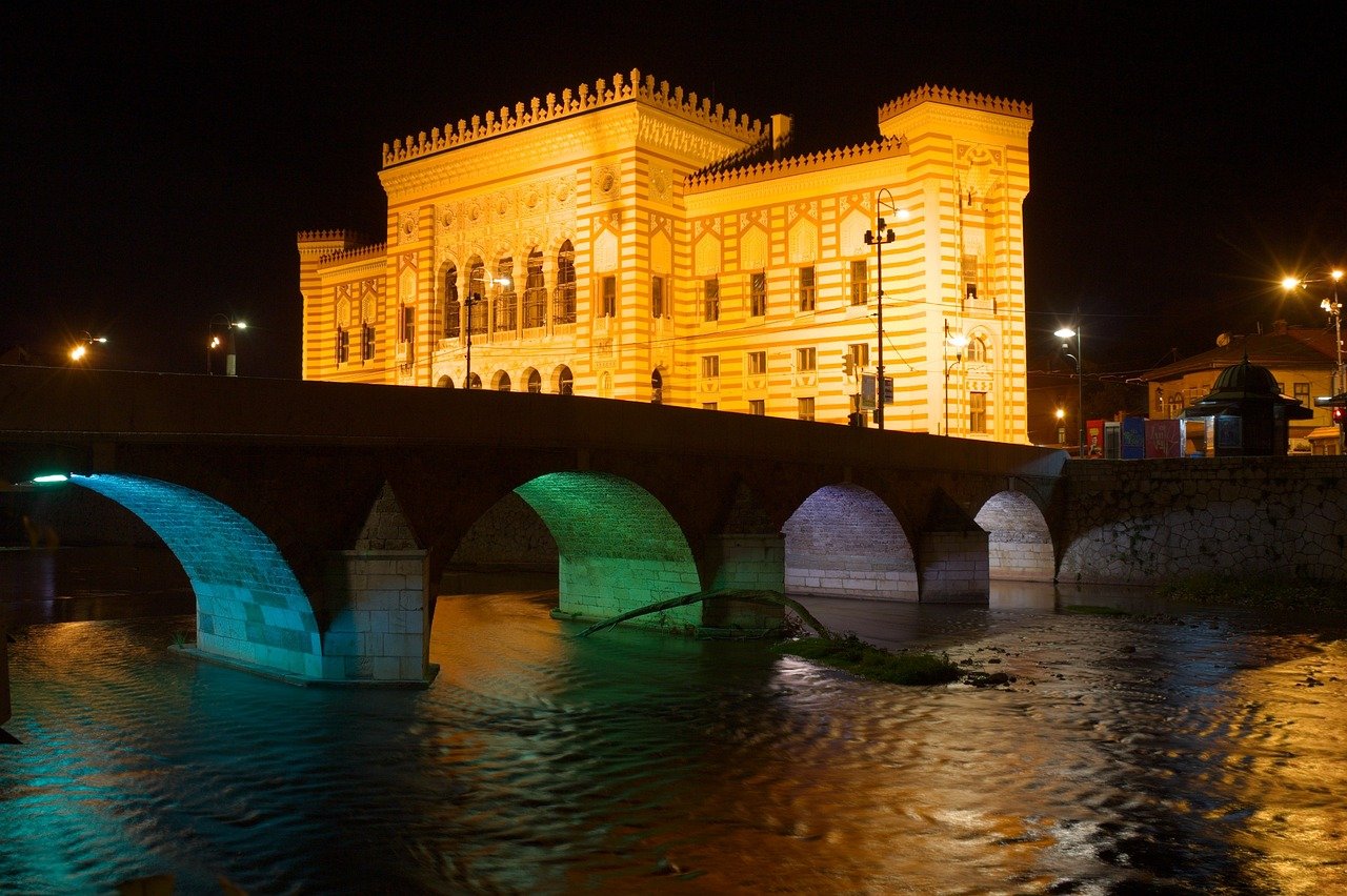 bosnia ed erzegovina, bosnia, sarajevo, miljacka, ponte, municipio, antico, edificio, bosnia, sarajevo, sarajevo, sarajevo, sarajevo, sarajevo