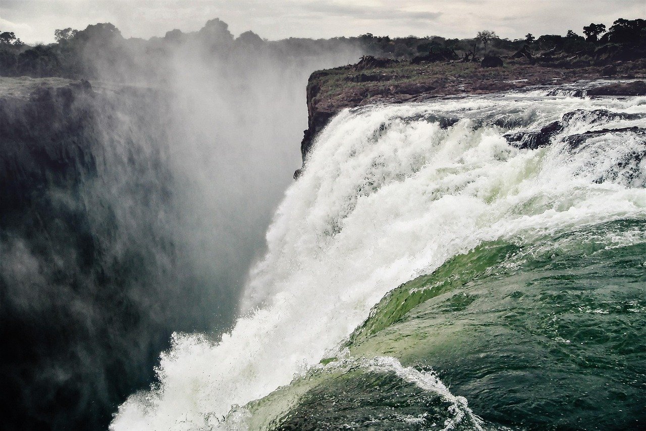 cascade, chutes Victoria, embruns, Zambèze, flux, Afrique, eau, Zimbabwe, Zambie, énorme, masses d'eau, profondeur, courant, nature, eau sauvage, hydroélectricité, force de la nature, cours d'eau, inondation, paysage fluvial, cascade, cascade, cascade, cascade, eau