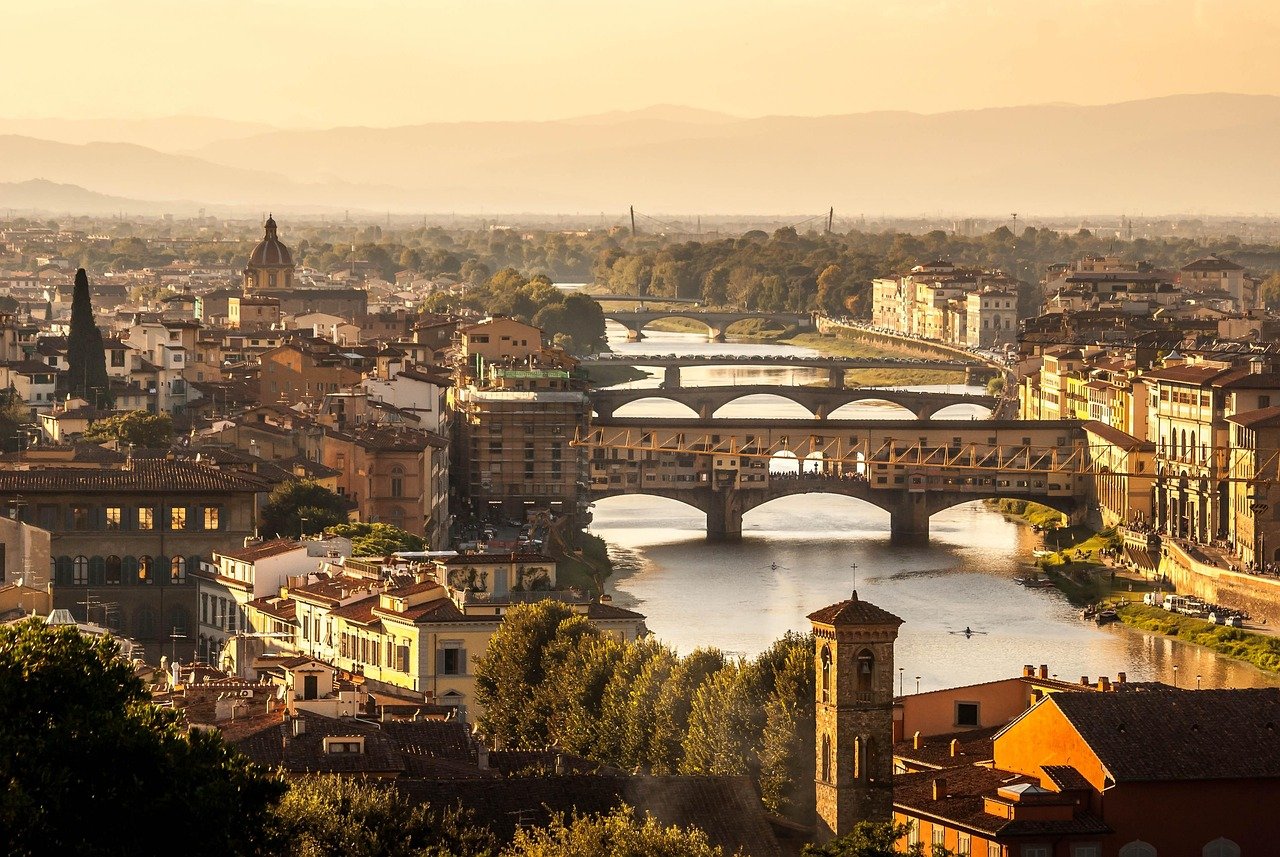 italia, florencia, iglesia, toscana, arquitectura, ciudad, naturaleza, catedral, cielo, histórica, turismo, antigua, paisaje, edificios, historia, puente, paisaje urbano, punto de referencia, tejados