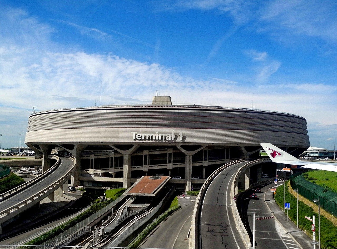 charles de gaulle, doğa, uluslararası havalimanı, paris, fransa, bina, terminal, mimari, ulaşım, gelişler, kalkışlar, uçaklar, jetler, yollar, gökyüzü, bulutlar, dış mekan