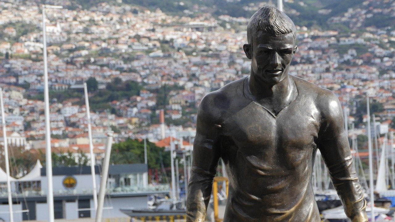 seyahat, cristiano ronaldo, cr7, bronz, funchal, madeira, futbolcu heykeli, anıt, cristiano ronaldo, cristiano ronaldo, cristiano ronaldo, cristiano ronaldo, cristiano ronaldo, cr7